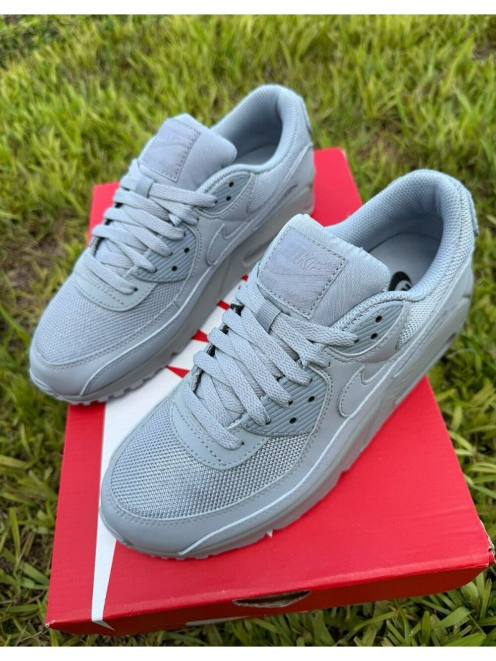 * 8.5 WOMEN'S NIKE AIR MAX 90 WOLF GREY CN8490-001 RUNNING SNEAKERS - Picture 3 of 8